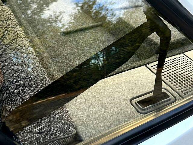 Белый ВАЗ 2109, объемом двигателя 1.5 л и пробегом 25 тыс. км за 3700 $, фото 6 на Automoto.ua