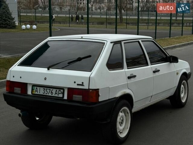 Білий ВАЗ 2109, об'ємом двигуна 1.5 л та пробігом 244 тис. км за 1500 $, фото 3 на Automoto.ua