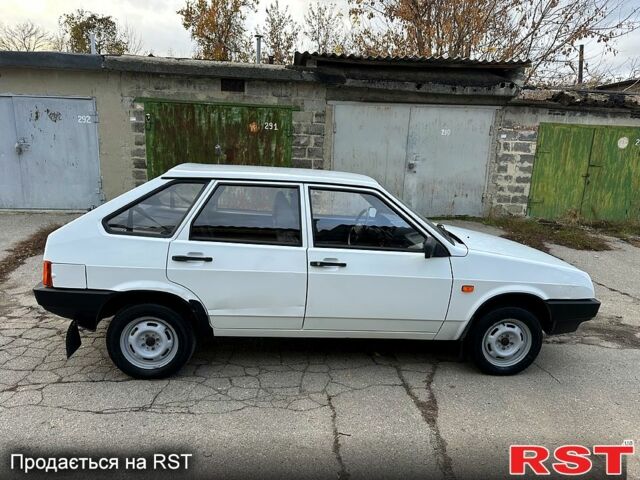 Белый ВАЗ 2109, объемом двигателя 1.5 л и пробегом 24 тыс. км за 2950 $, фото 4 на Automoto.ua