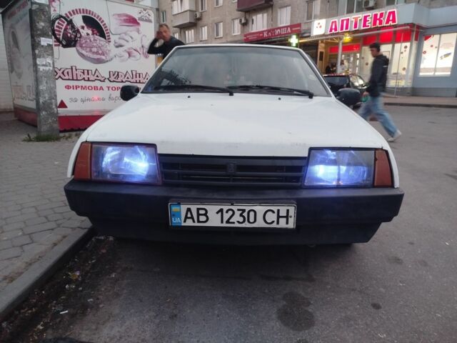 Белый ВАЗ 2109, объемом двигателя 1.5 л и пробегом 3 тыс. км за 1350 $, фото 3 на Automoto.ua