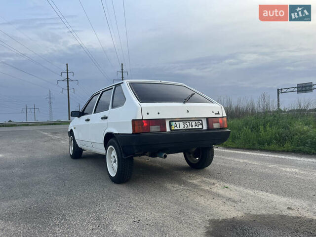 Белый ВАЗ 2109, объемом двигателя 1.5 л и пробегом 244 тыс. км за 1800 $, фото 5 на Automoto.ua