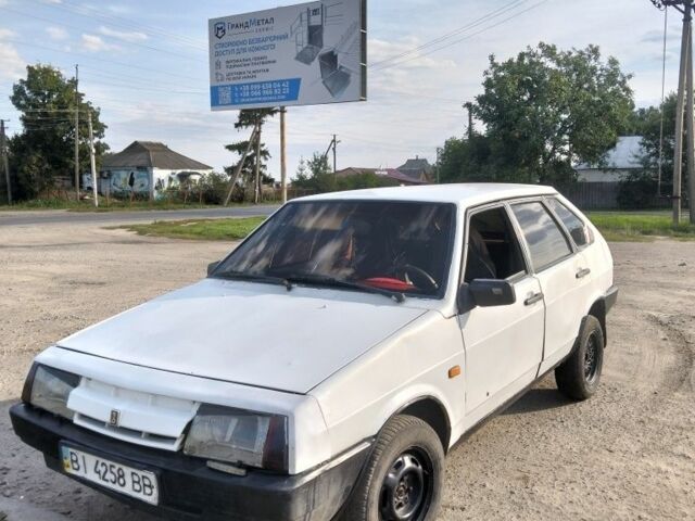 Белый ВАЗ 2109, объемом двигателя 1.3 л и пробегом 1000 тыс. км за 510 $, фото 1 на Automoto.ua