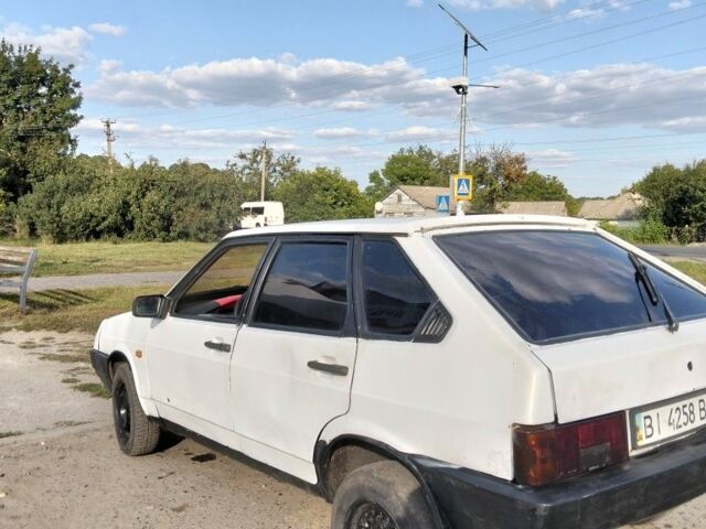 Белый ВАЗ 2109, объемом двигателя 1.3 л и пробегом 1000 тыс. км за 510 $, фото 4 на Automoto.ua