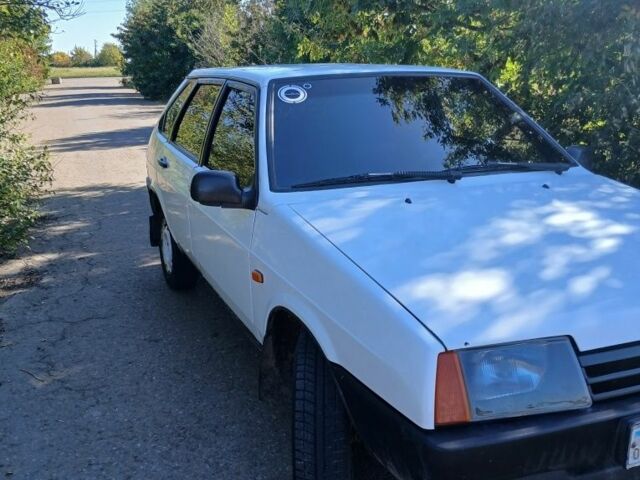 Белый ВАЗ 2109, объемом двигателя 0 л и пробегом 62 тыс. км за 1500 $, фото 3 на Automoto.ua