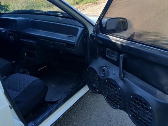 Белый ВАЗ 2109, объемом двигателя 0 л и пробегом 62 тыс. км за 1500 $, фото 6 на Automoto.ua