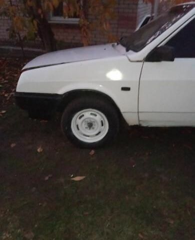 Белый ВАЗ 2109, объемом двигателя 1.5 л и пробегом 70 тыс. км за 645 $, фото 1 на Automoto.ua