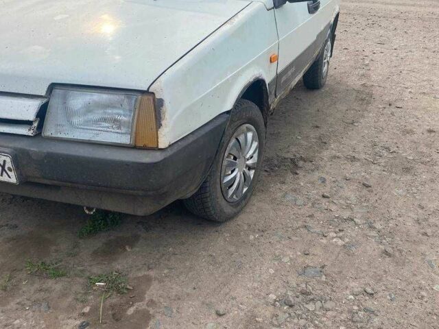 Белый ВАЗ 2109, объемом двигателя 1.5 л и пробегом 3 тыс. км за 30000 $, фото 2 на Automoto.ua