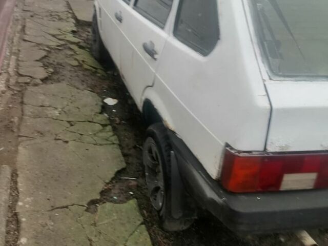 Белый ВАЗ 2109, объемом двигателя 0 л и пробегом 90 тыс. км за 300 $, фото 4 на Automoto.ua