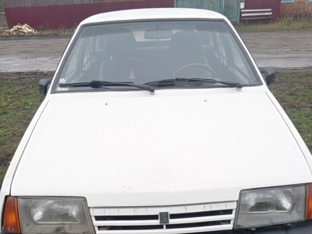 Белый ВАЗ 2109, объемом двигателя 1.3 л и пробегом 230 тыс. км за 1500 $, фото 3 на Automoto.ua