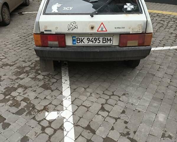 Белый ВАЗ 2109, объемом двигателя 1.3 л и пробегом 45 тыс. км за 650 $, фото 7 на Automoto.ua