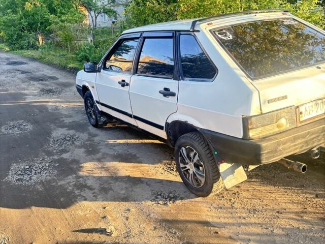 Белый ВАЗ 2109, объемом двигателя 1.3 л и пробегом 200 тыс. км за 720 $, фото 1 на Automoto.ua
