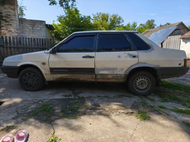 Белый ВАЗ 2109, объемом двигателя 1 л и пробегом 39 тыс. км за 721 $, фото 1 на Automoto.ua