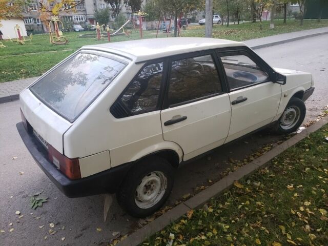 Білий ВАЗ 2109, об'ємом двигуна 0 л та пробігом 111 тис. км за 599 $, фото 6 на Automoto.ua