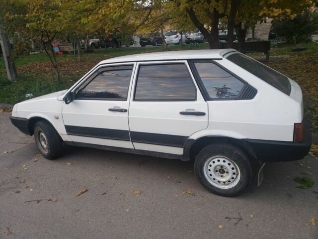 Білий ВАЗ 2109, об'ємом двигуна 0 л та пробігом 111 тис. км за 599 $, фото 13 на Automoto.ua