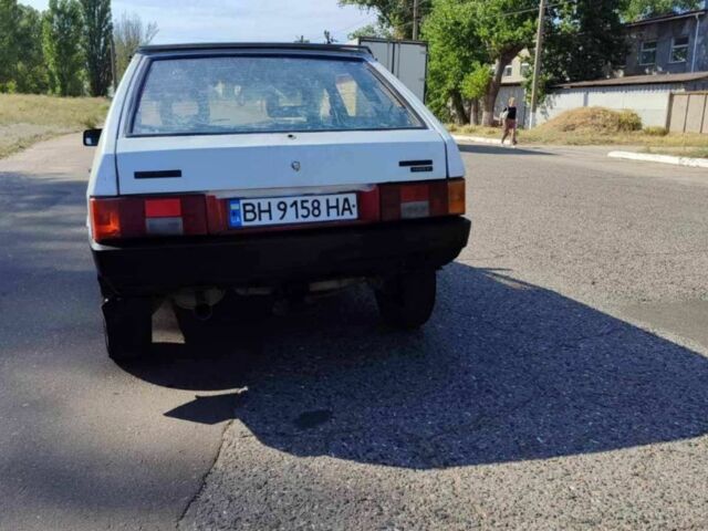 Белый ВАЗ 2109, объемом двигателя 1.5 л и пробегом 150 тыс. км за 850 $, фото 4 на Automoto.ua