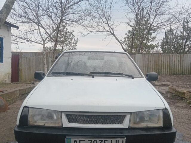 Белый ВАЗ 2109, объемом двигателя 1.5 л и пробегом 175 тыс. км за 1150 $, фото 1 на Automoto.ua
