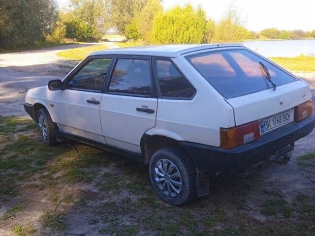 Білий ВАЗ 2109, об'ємом двигуна 1.5 л та пробігом 30 тис. км за 880 $, фото 4 на Automoto.ua