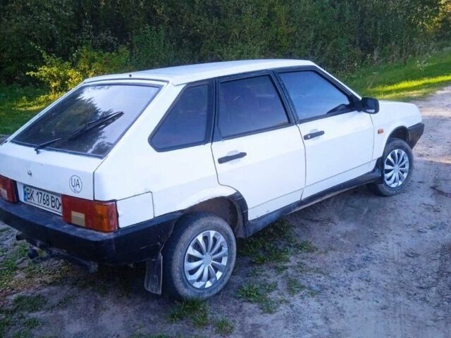 Білий ВАЗ 2109, об'ємом двигуна 1.5 л та пробігом 30 тис. км за 880 $, фото 2 на Automoto.ua