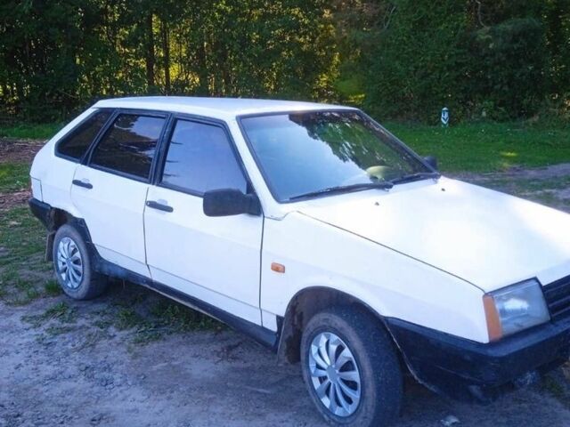 Білий ВАЗ 2109, об'ємом двигуна 1.5 л та пробігом 30 тис. км за 880 $, фото 1 на Automoto.ua