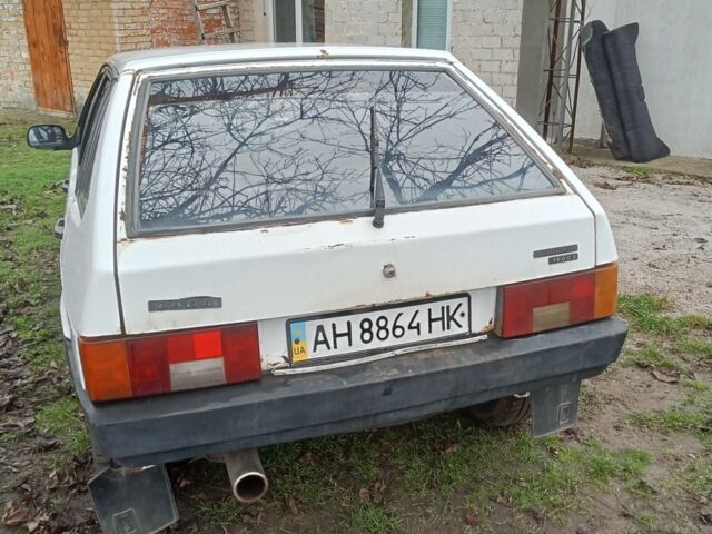 Белый ВАЗ 2109, объемом двигателя 1.5 л и пробегом 200 тыс. км за 639 $, фото 2 на Automoto.ua