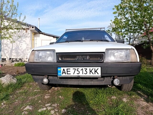 Білий ВАЗ 2109, об'ємом двигуна 1.6 л та пробігом 50 тис. км за 1600 $, фото 1 на Automoto.ua