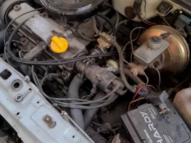 Білий ВАЗ 2109, об'ємом двигуна 0 л та пробігом 120 тис. км за 1306 $, фото 5 на Automoto.ua