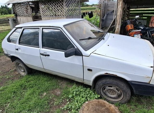 Білий ВАЗ 2109, об'ємом двигуна 1.3 л та пробігом 230 тис. км за 400 $, фото 5 на Automoto.ua