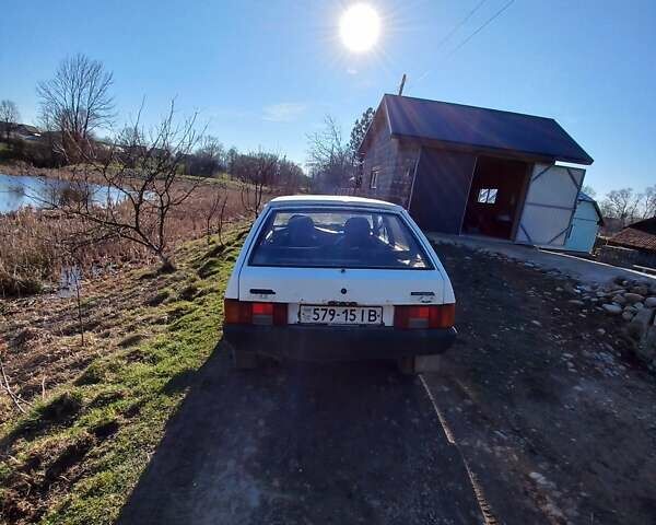 Білий ВАЗ 2109, об'ємом двигуна 1.3 л та пробігом 92 тис. км за 800 $, фото 6 на Automoto.ua