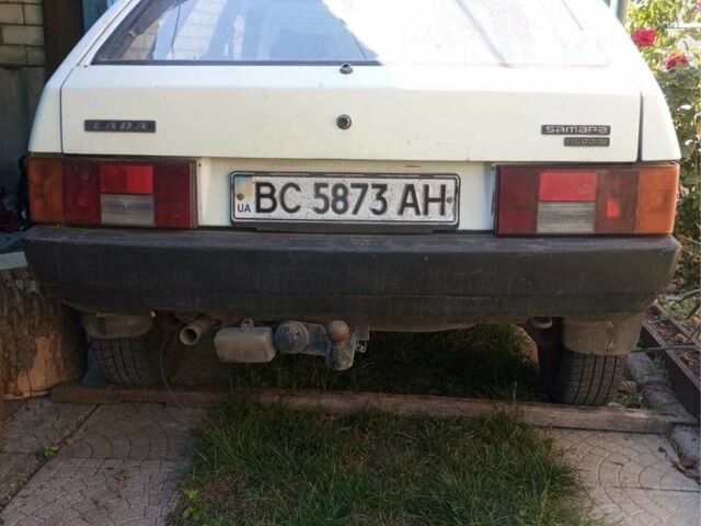 Белый ВАЗ 2109, объемом двигателя 1.5 л и пробегом 3 тыс. км за 839 $, фото 1 на Automoto.ua