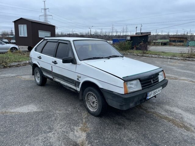 Белый ВАЗ 2109, объемом двигателя 0 л и пробегом 200 тыс. км за 450 $, фото 1 на Automoto.ua
