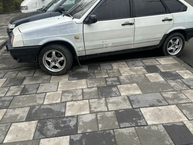 Белый ВАЗ 2109, объемом двигателя 1.3 л и пробегом 25 тыс. км за 1018 $, фото 1 на Automoto.ua