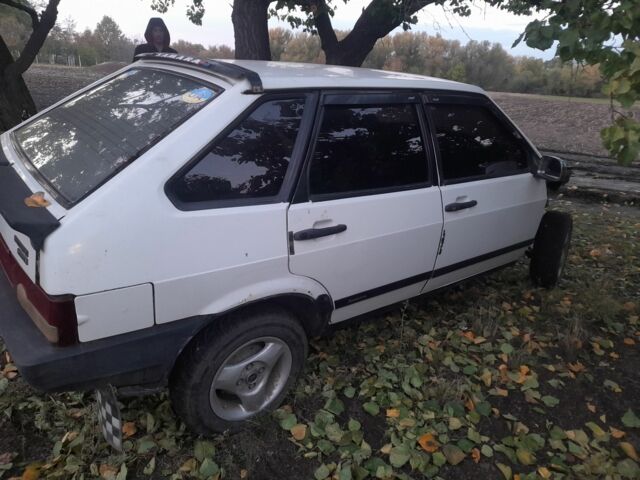 Белый ВАЗ 2109, объемом двигателя 0 л и пробегом 100 тыс. км за 500 $, фото 4 на Automoto.ua