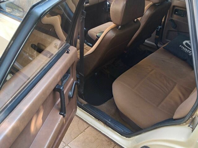 Бежевий ВАЗ 2109, об'ємом двигуна 1.3 л та пробігом 100 тис. км за 1000 $, фото 4 на Automoto.ua