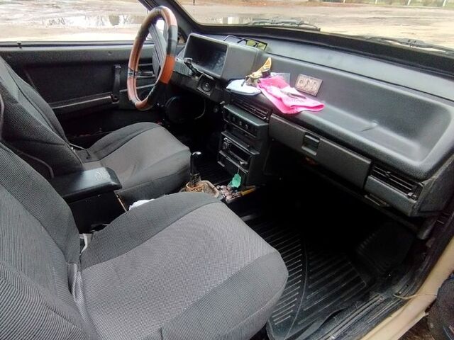 Бежевый ВАЗ 2109, объемом двигателя 1.3 л и пробегом 0 тыс. км за 1500 $, фото 4 на Automoto.ua