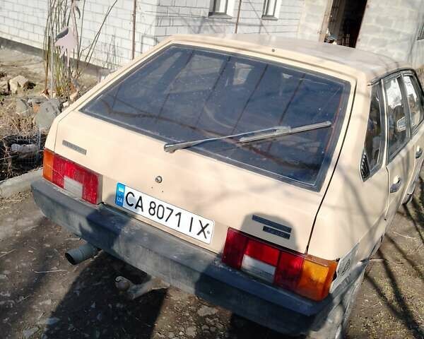 Бежевый ВАЗ 2109, объемом двигателя 1.5 л и пробегом 80 тыс. км за 1550 $, фото 1 на Automoto.ua