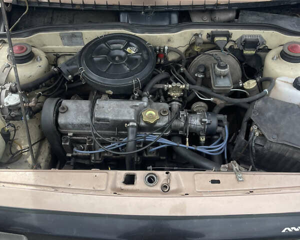 Бежевый ВАЗ 2109, объемом двигателя 1.5 л и пробегом 310 тыс. км за 1100 $, фото 3 на Automoto.ua