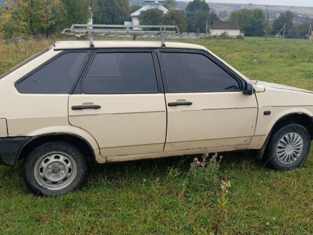 Бежевый ВАЗ 2109, объемом двигателя 1.3 л и пробегом 95 тыс. км за 700 $, фото 1 на Automoto.ua