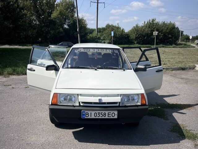 Бежевий ВАЗ 2109, об'ємом двигуна 1.3 л та пробігом 42 тис. км за 2000 $, фото 3 на Automoto.ua