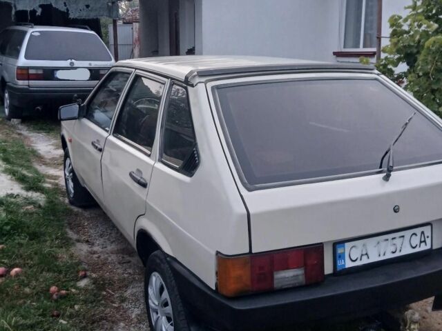 Бежевый ВАЗ 2109, объемом двигателя 1.3 л и пробегом 57 тыс. км за 966 $, фото 1 на Automoto.ua