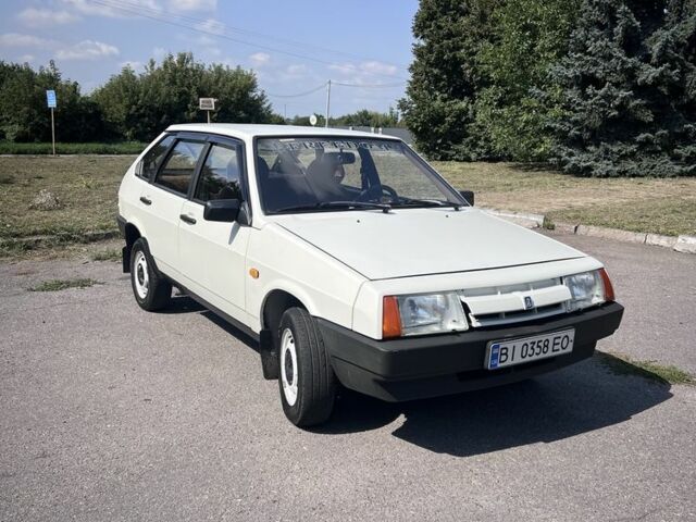 Бежевий ВАЗ 2109, об'ємом двигуна 1.3 л та пробігом 42 тис. км за 2400 $, фото 2 на Automoto.ua
