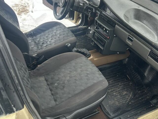 Бежевый ВАЗ 2109, объемом двигателя 1.3 л и пробегом 390 тыс. км за 1000 $, фото 1 на Automoto.ua