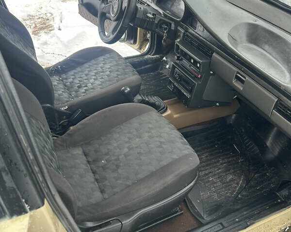 Бежевий ВАЗ 2109, об'ємом двигуна 1.3 л та пробігом 390 тис. км за 1050 $, фото 9 на Automoto.ua