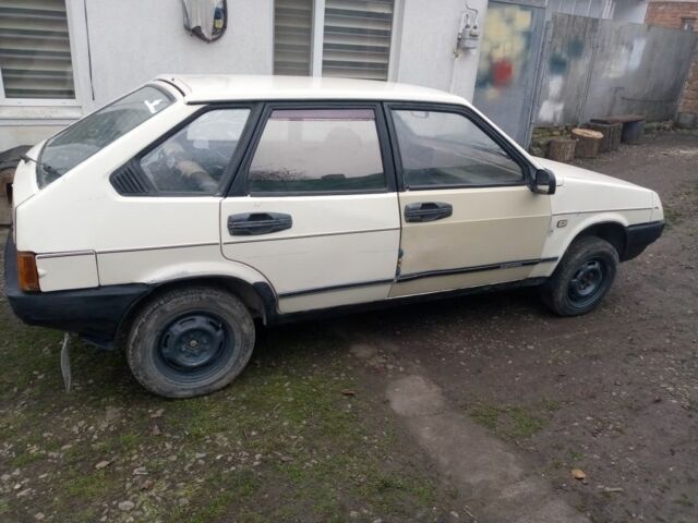 Бежевый ВАЗ 2109, объемом двигателя 1.3 л и пробегом 200 тыс. км за 450 $, фото 7 на Automoto.ua