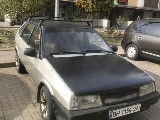 ВАЗ 2109 1988 в Одессе на Automoto.ua Бежевый ВАЗ 2109, объемом двигателя 1.3 л и пробегом 200 тыс. км за 950 $, фото 1 на Automoto.ua