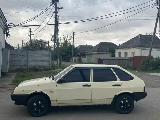 Бежевый ВАЗ 2109, объемом двигателя 1.3 л и пробегом 999 тыс. км за 1100 $, фото 3 на Automoto.ua