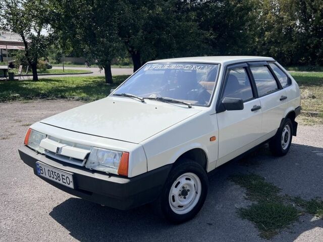 Бежевий ВАЗ 2109, об'ємом двигуна 1.3 л та пробігом 42 тис. км за 2400 $, фото 1 на Automoto.ua