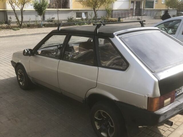 ВАЗ 2109 1988 в Одессе на Automoto.ua Бежевый ВАЗ 2109, объемом двигателя 1.3 л и пробегом 200 тыс. км за 950 $, фото 3 на Automoto.ua