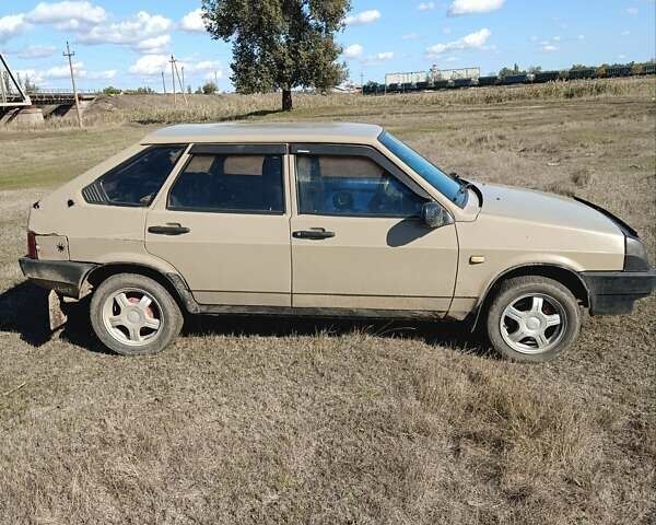 Бежевый ВАЗ 2109, объемом двигателя 0 л и пробегом 150 тыс. км за 1350 $, фото 5 на Automoto.ua