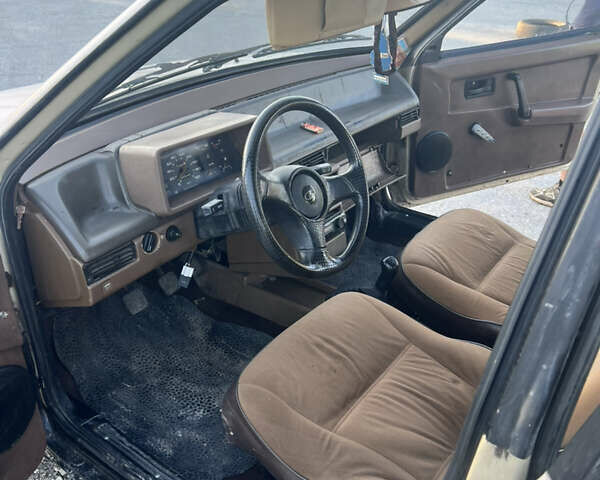 Бежевый ВАЗ 2109, объемом двигателя 1.29 л и пробегом 200 тыс. км за 899 $, фото 4 на Automoto.ua