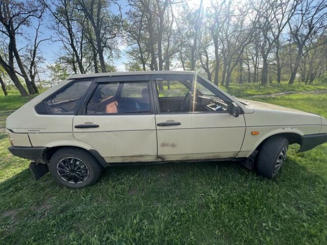 Бежевый ВАЗ 2109, объемом двигателя 1.5 л и пробегом 87 тыс. км за 18500 $, фото 4 на Automoto.ua
